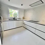 26 - Grand A Golden Mile Vue Sur Me Marbella