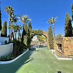 26 - Grand A Golden Mile Vue Sur Me * Marbella