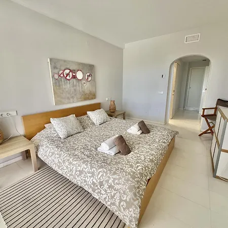 26 - Grand A Golden Mile Vue Sur Me * Marbella